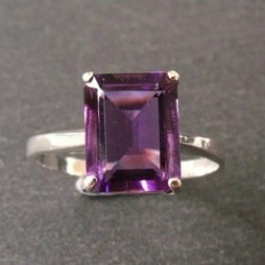 Amethyst and silver ring Apr 15