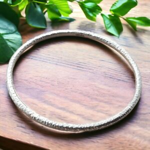 Broch silver carved bangle