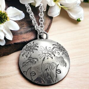 Country Garden large circle silver necklace